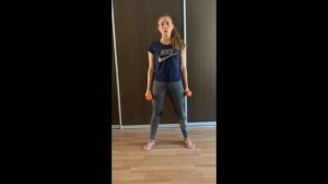 Общеразвивающей комплекс упражнений с гантелями в домашних условиях