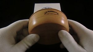 Твердое мыло для бритья в чаше из бука D. R. Harris, Windsor, 100 гр.