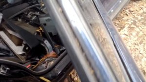 Как снять треугольник (форточку) задней двери, BMW E34