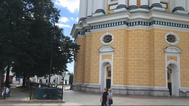 СЕРИЯ 009. КИЕВ. ЕДЕМ В УКРАИНУ НА МОСКОВСКИХ НОМЕРАХ. ЛОМАЮ СТЕРЕОТИПЫ. смотреть онлайн