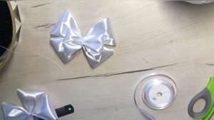 Простой бантик на ёлочный шар/ simple bow for Christmas ball