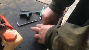 Заміна пружини стартера косарки, нової , как поставить пружину стартера триммера