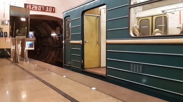 Номерной отправляется со станции "Марьина роща"
