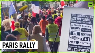 Yellow Vests join anti-govt protesters in Paris march