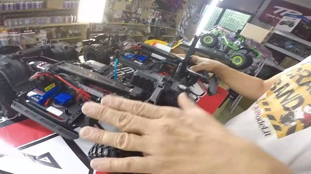 Traxxas Ford Bronco 2021 - Cosa Cambia? смотреть онлайн