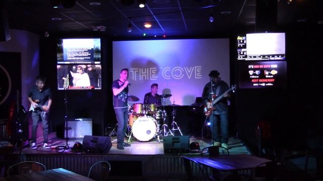Renny J Bass Solo @ The Cove (3-18-22) смотреть онлайн