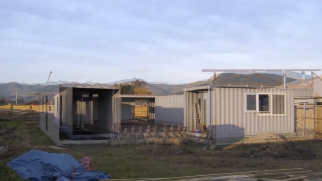 030. «ДОМ И HOSTEL» Дом из 4 х контейнеров, с внутренним двориком. 05.43 мин.