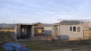 030. «ДОМ И HOSTEL» Дом из 4 х контейнеров, с внутренним двориком. 05.43 мин.