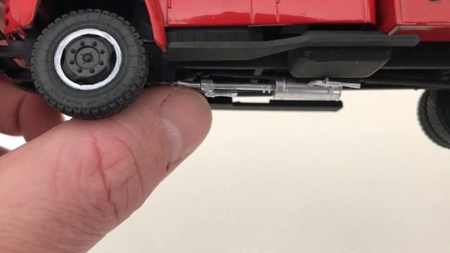 Зачем я тебя так покрасил!?AVD MODELS ЗиЛ ГЯ 133 АЦ-40 смотреть онлайн