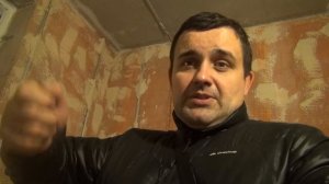 Подготовка стен перед нанесением штукатурки машинным способом.