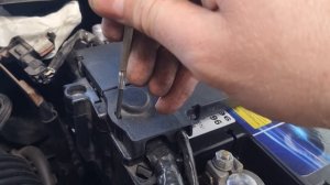Volvo V40 Cross Country Battery Replacement