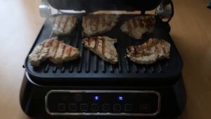 Гриль Redmond SteakMaster RGM-M807. Обзор, примеры готовки (мясо, овощи, вафли, шаурма, бургеры).