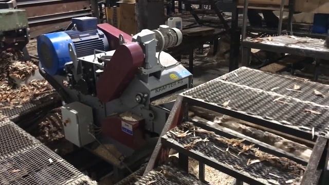 Krafter Рубительная машина барабанного типа KRAFTER RS 550 _ Работа станка в реальных условиях смотреть онлайн
