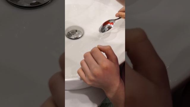 Как оживить нарисованную рыбку! смотреть онлайн