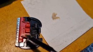 ТРИММЕР ДЛЯ БОРОДЫ BaByliss E845E type T 107a. Ремонт. Замена аккумуляторов.