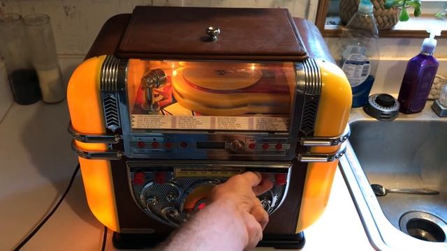 Polyconcept Jukebox Radio CD Player Model 541.430 (For sale) смотреть онлайн