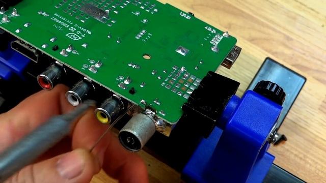 Пишет на экране "Нет сигнала". Приставка OPENBOX T2-05S. смотреть онлайн