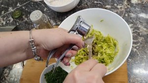 ПП КАБАЧКОВЫЕ ОЛАДЬИ/ВКУСНО И ПРОСТО/ДИАБЕТ-РЕЦЕПТ/ТИП II