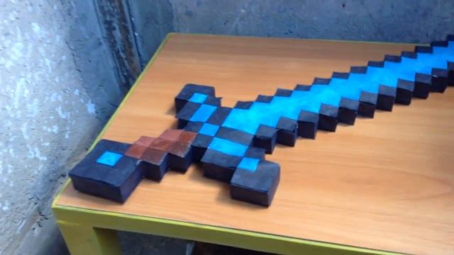 Бумажный Minecraft: Большой меч из бумаги смотреть онлайн