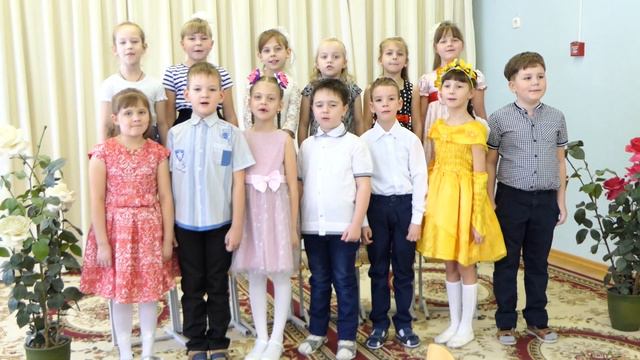Поздравление с Международным женским Днем от воспитанников дс Березка смотреть онлайн