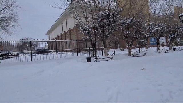Уральск. #улицы города ( Театральная) .улица  Дины Нурпеисовой.