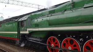 "ретро поезд" паровозы П36-0120 и П36-0027 с туристическим поездом "Москва-Бородино"