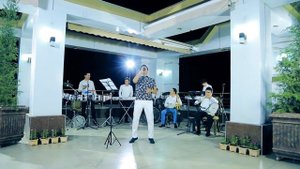 Elyor To`ychiyev Sensan Sevarim Элёр Туйчиев Сенсан севарим