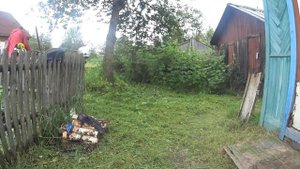 Косим траву около и возле дома