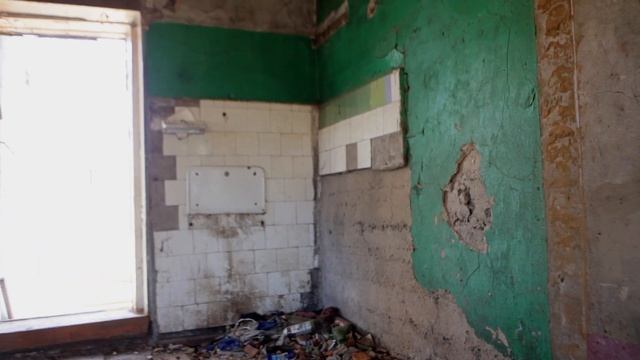 Исследую деревенский дом из шлакобетона смотреть онлайн