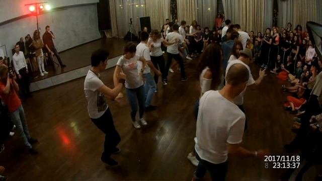 Выступление младшей группы по сальсе. Salsa Picante Birthday 2017 смотреть онлайн