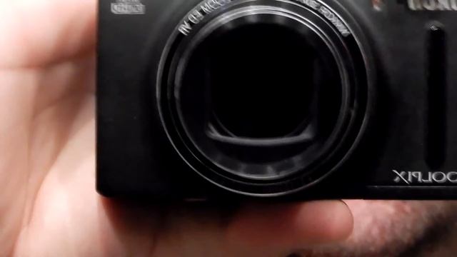 Nikon Coolpix S9700 Camera is fragile if dropped. Be careful if you own one. смотреть онлайн