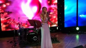 Певица Мариш