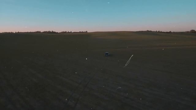 Табор уходит в небо - Каспийский Груз смотреть онлайн