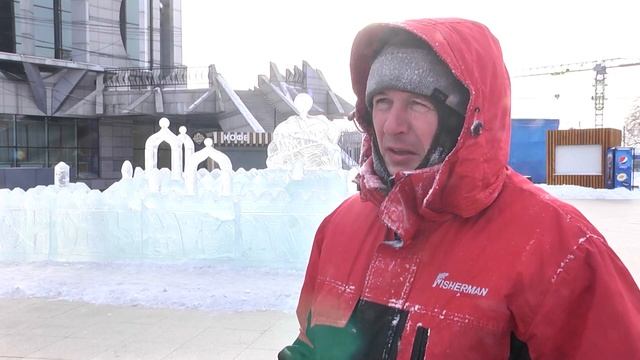 В Рождество на площади ОКЦ появились герои русских народных сказок смотреть онлайн