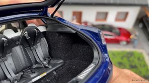 1:18 Tesla Model S P100D, deep blue - Tesla dealer [Unboxing]