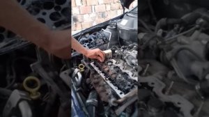 Как легко снять подстоканики форсунок на астра г 1,7  и сузу