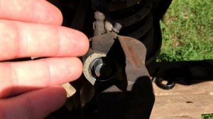 Замена пыльников суппортов и тормозной жидкости ВАЗ-21214 Нива 4х4