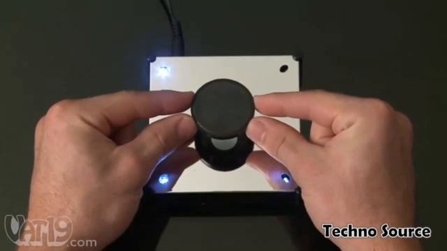 Левитирующая платформа для презентации товара. Levitation Platform