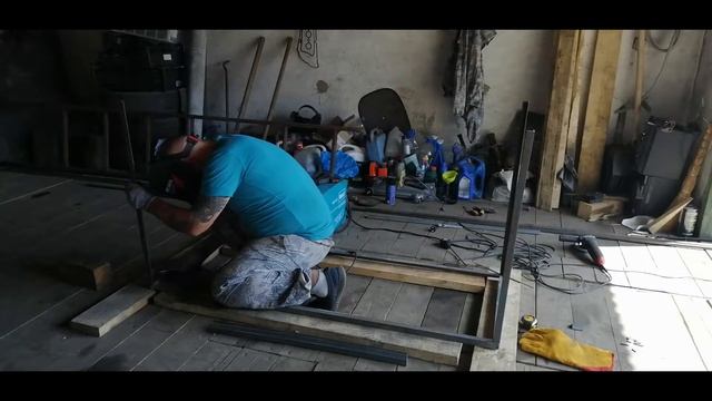 Стол (верстак) в гараж своими руками ! смотреть онлайн