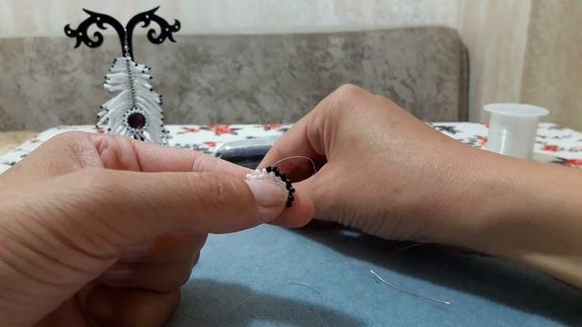 Оплетение риволи. Мастер-класс по бисероплетению для начинающих
