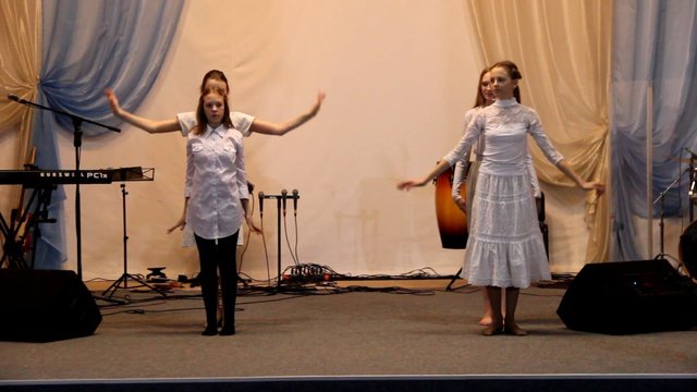 MVI_0488_танец