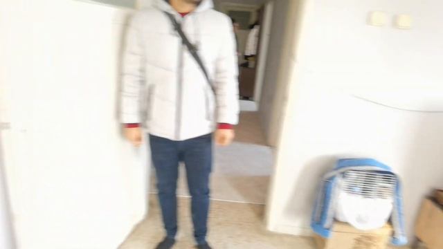 Квартира 3+1 на первой линии 79500$ парк песчаный пляж,дому около 20 лет, город Мерсин Турция. смотреть онлайн