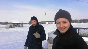 КУПИЛИ ДОМ В ДЕРЕВНЕ. ОНА УШЛА ЗА 3 МЕШКА ЗЕРНА К ПОДПИСЧИКУ...