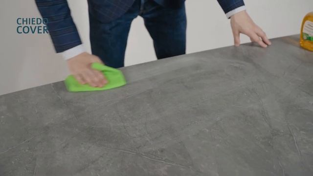 Уход за мебелью из HPL пластика: чистим кухонный стол производства ChiedoCover