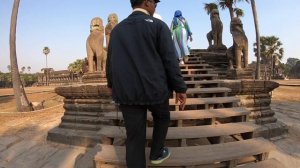 Angkor Wat Cambodia Guided Tour 4K