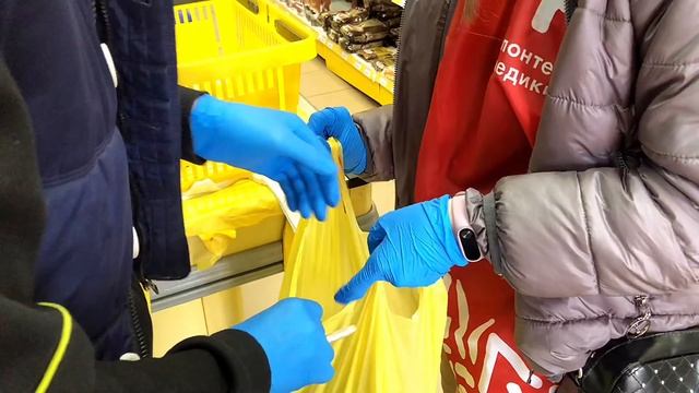 Волонтёры медики в работе смотреть онлайн