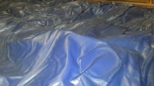 Жидкая латка! Ремонт матраса из ПВХ....