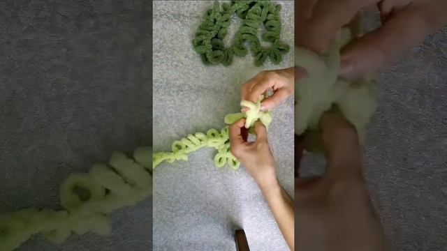 Коврик динозавр Дiно iз Alize Puffy fur смотреть онлайн