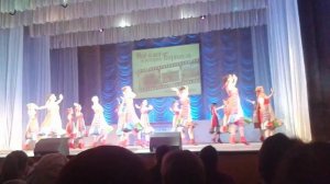 Русская народная песня "Ой, цветет калина в поле у ручья"