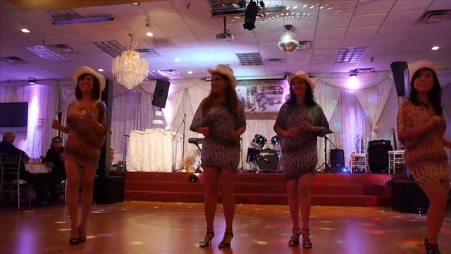 Videoclip Mambo Italiano -To & Lien 35th Anniversary - Sept 27th, 2015 смотреть онлайн